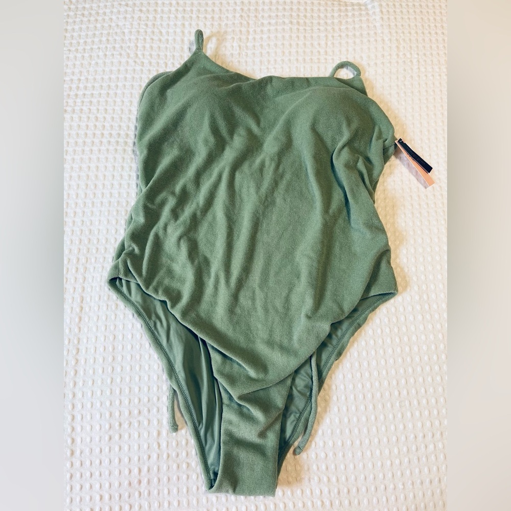 NEW One piece swimsuit Victoria Secrets